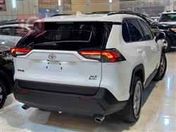 تۆیۆتا ڕاڤ 4